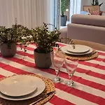 B - 4min Walk From Beach, Terrace Apartamento *