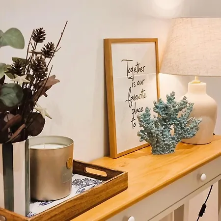 B - 4min Walk From Beach, Terrace Apartman