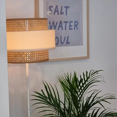 Apartment B - 3min Walk From Beach, Terrace
