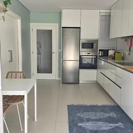 Apartman B - 4min Walk From Beach, Terrace